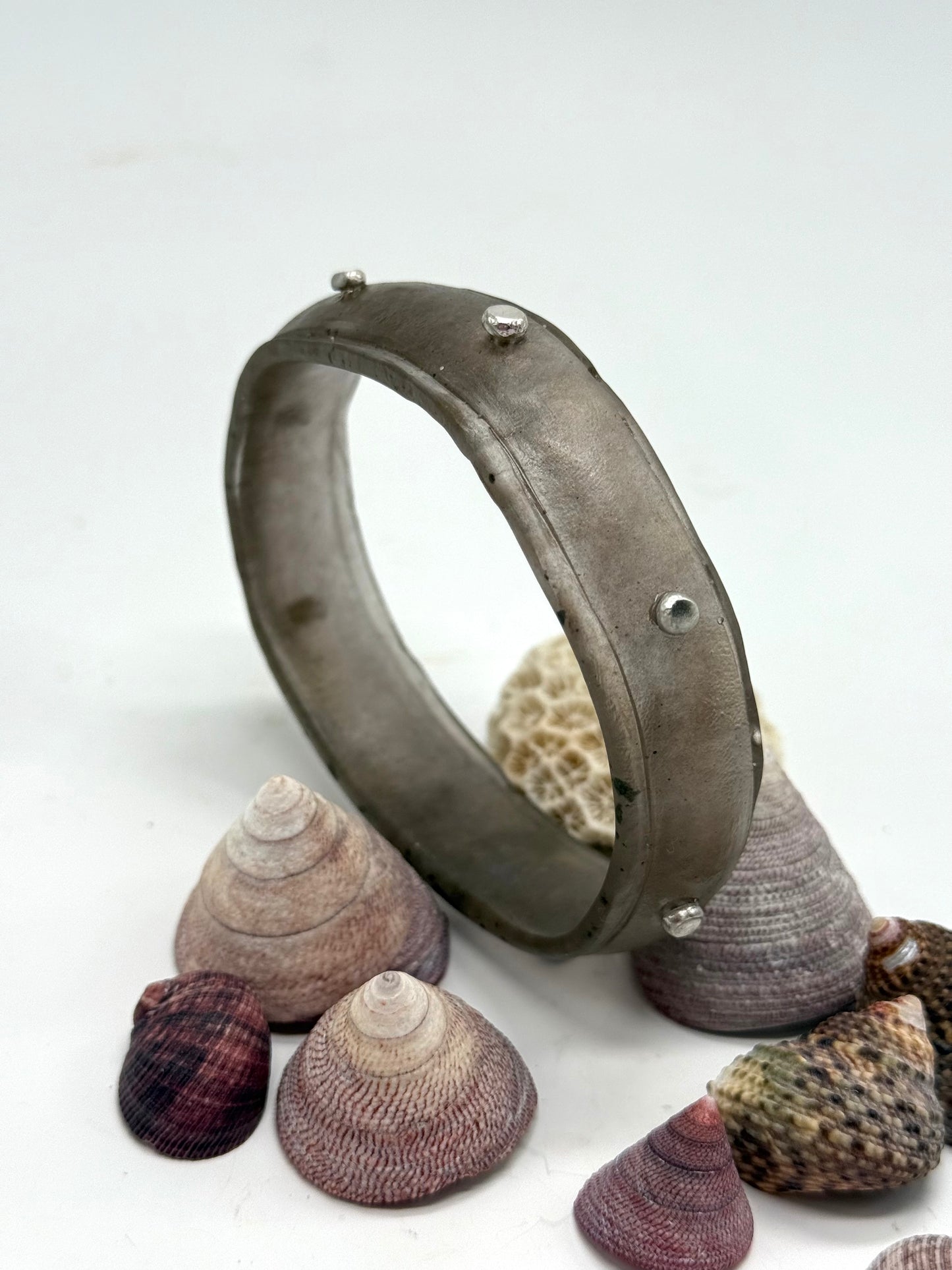 Moss Rim resin bangle with Sterling silver XL