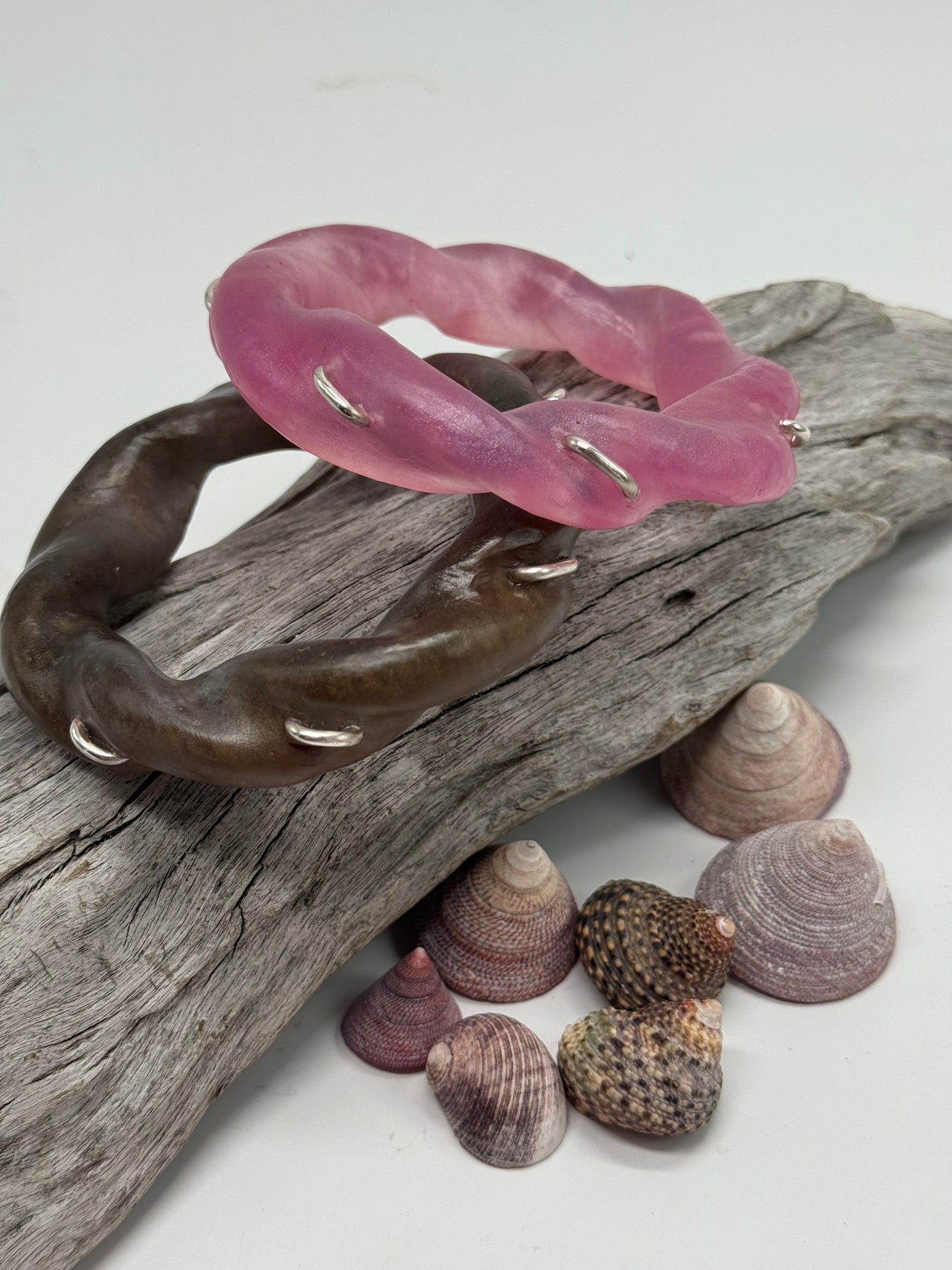Moss coloured Chunky twist resin & silver bangle