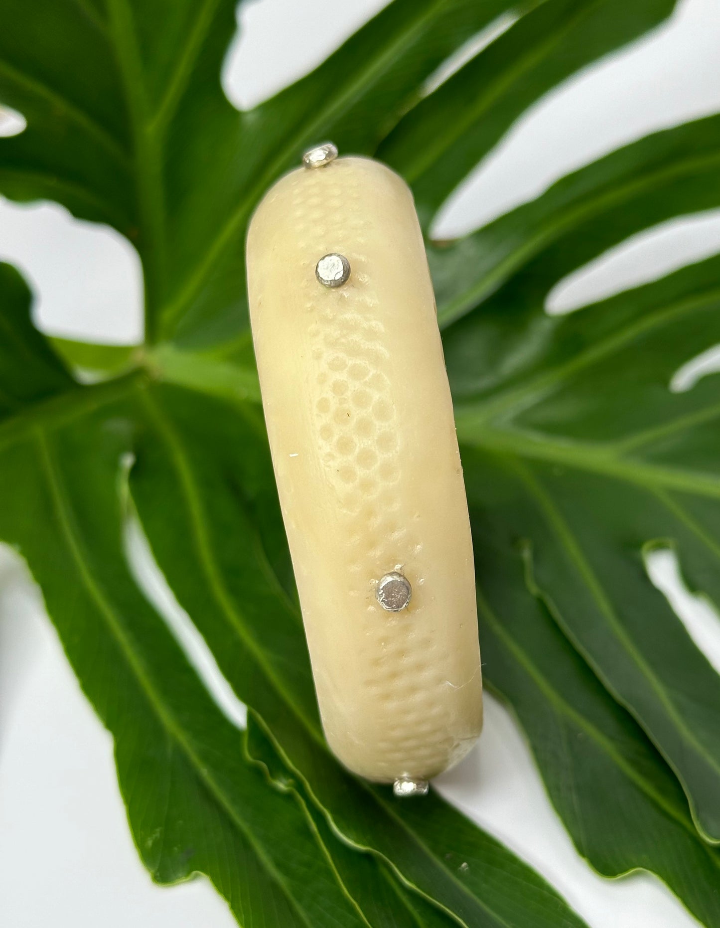 Cream Spotty Resin Bangle