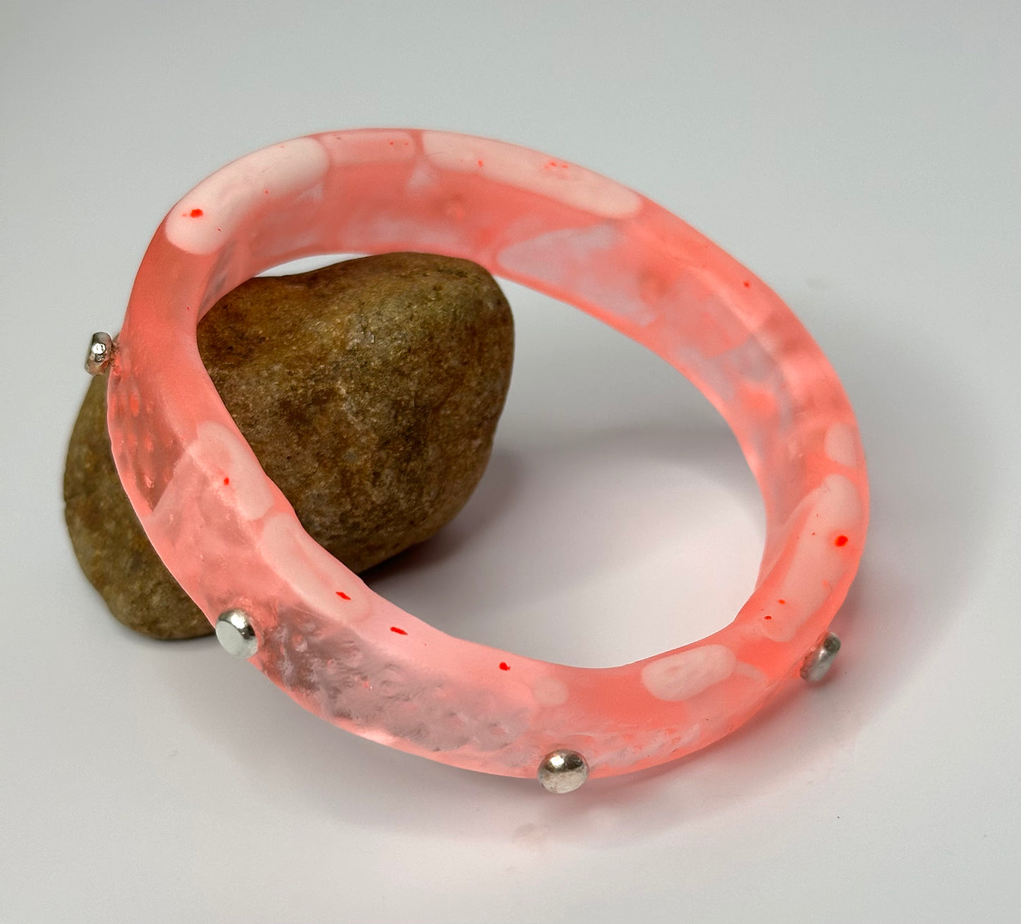 Coral/white swirl Spotty KWD Classic Resin Bangle