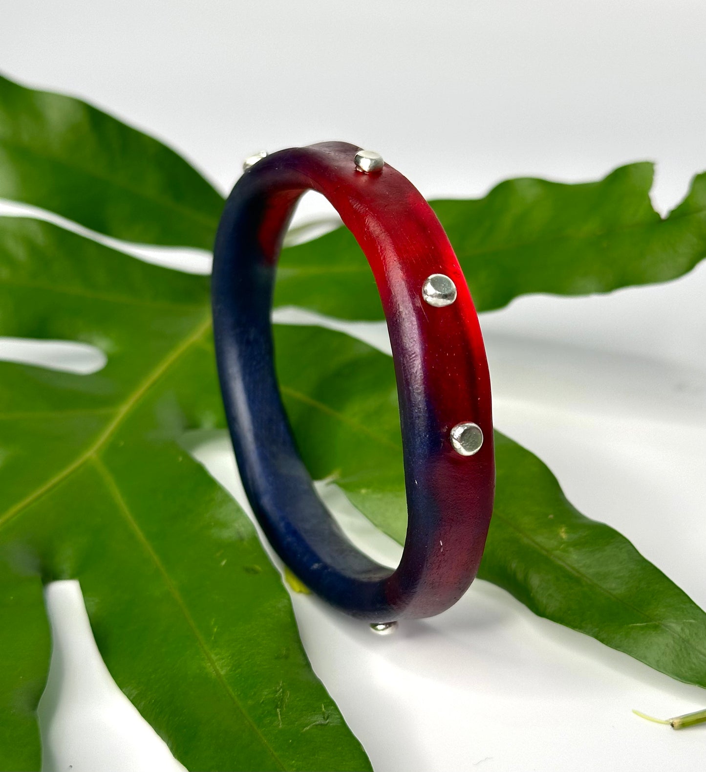 Navy blue/red  KWD Classic Resin Bangle
