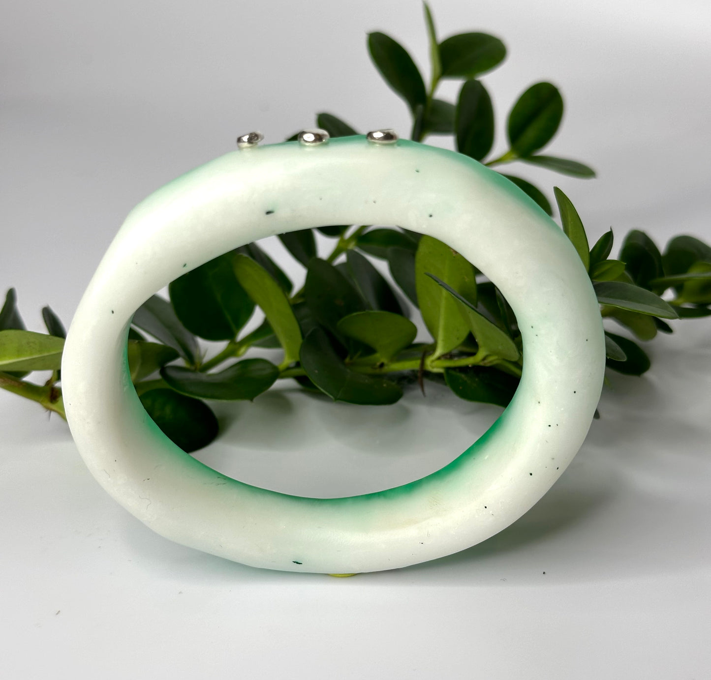 Green/White Resin woopy bangle